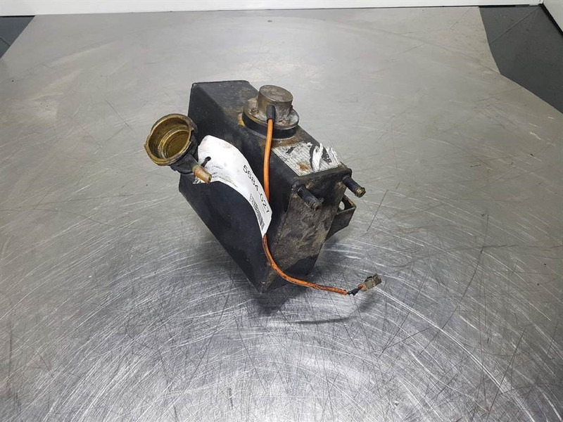 Liebherr A904-7025853-Expansion tank/Ausgleichsbehälter - Moteur et pièces pour Engins de chantier: photos 2 Liebherr A904-7025853-Expansion tank/Ausgleichsbehälter - Moteur et pièces pour Engins de chantier: photos 2