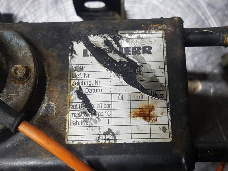 Liebherr A904-7025853-Expansion tank/Ausgleichsbehälter - Moteur et pièces pour Engins de chantier: photos 4 Liebherr A904-7025853-Expansion tank/Ausgleichsbehälter - Moteur et pièces pour Engins de chantier: photos 4