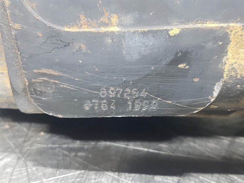 Manitou MLA627-Ultra 6784 1998-Gearpump/Zahnradpumpe - Hydraulique pour Engins de chantier: photos 4 Manitou MLA627-Ultra 6784 1998-Gearpump/Zahnradpumpe - Hydraulique pour Engins de chantier: photos 4