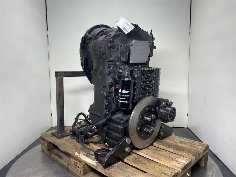 New Holland W110C-ZF 4WG-130-Transmission/Getriebe - Boîte de vitesse pour Engins de chantier: photos 1 New Holland W110C-ZF 4WG-130-Transmission/Getriebe - Boîte de vitesse pour Engins de chantier: photos 1