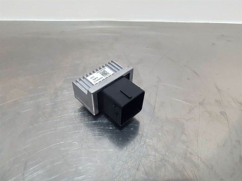 Perkins 854E-E34TA-5801401694-Relay/Relais/Glow plug - Système électrique pour Engins de chantier: photos 4 Perkins 854E-E34TA-5801401694-Relay/Relais/Glow plug - Système électrique pour Engins de chantier: photos 4