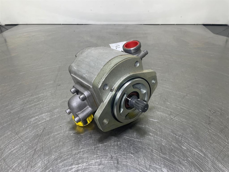 Rexroth 0510725219 - Gearpump/Zahnradpumpe/Tandwielpomp - Hydraulique pour Engins de chantier: photos 1 Rexroth 0510725219 - Gearpump/Zahnradpumpe/Tandwielpomp - Hydraulique pour Engins de chantier: photos 1