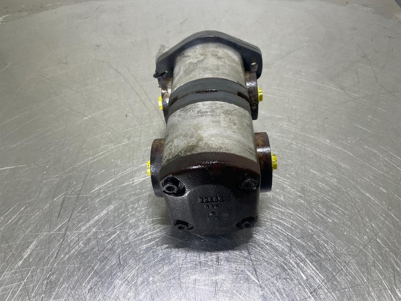 Rexroth 0510767017 - Gearpump/Zahnradpumpe/Tandwielpomp - Hydraulique pour Engins de chantier: photos 5 Rexroth 0510767017 - Gearpump/Zahnradpumpe/Tandwielpomp - Hydraulique pour Engins de chantier: photos 5