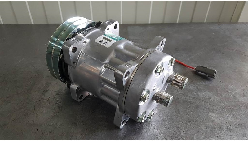 SANDEN SD7H15-S8227-Compressor/Kompressor/Aircopom - Moteur et pièces pour Engins de chantier: photos 2 SANDEN SD7H15-S8227-Compressor/Kompressor/Aircopom - Moteur et pièces pour Engins de chantier: photos 2