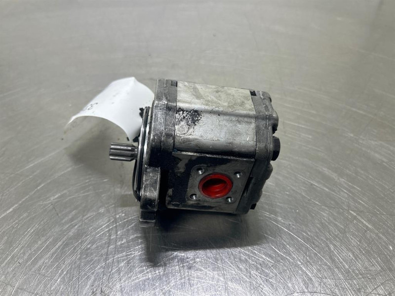 Sauer Danfoss SNP2NN/8,0RNAGSA-Gearpump/Zahnradpumpe - Hydraulique pour Engins de chantier: photos 2 Sauer Danfoss SNP2NN/8,0RNAGSA-Gearpump/Zahnradpumpe - Hydraulique pour Engins de chantier: photos 2