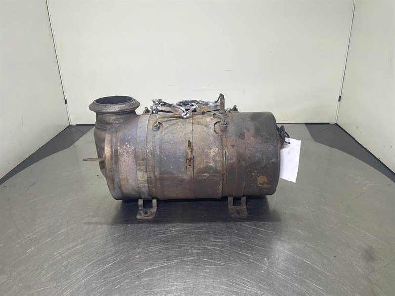 Sennebogen 835E-Cummins-Exhaust/Auspuff/Uitlaat - Moteur pour Engins de chantier: photos 1 Sennebogen 835E-Cummins-Exhaust/Auspuff/Uitlaat - Moteur pour Engins de chantier: photos 1