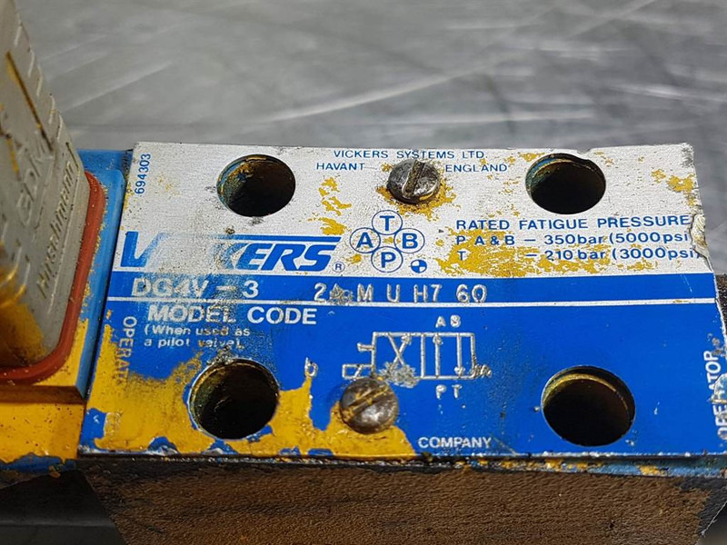 Vickers DG4V32AMUH760 - Valve/Ventile/Ventiel - Hydraulique pour Engins de chantier: photos 3 Vickers DG4V32AMUH760 - Valve/Ventile/Ventiel - Hydraulique pour Engins de chantier: photos 3