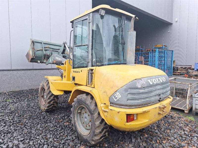 Volvo L30D - (For parts) - Chargeuse sur pneus: photos 2 Volvo L30D - (For parts) - Chargeuse sur pneus: photos 2