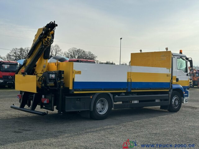 MAN TGM 18.250 Kran Hiab 099 gefaltet am Heck 1.Hand - Camion grue, Camion plateau: photos 1 MAN TGM 18.250 Kran Hiab 099 gefaltet am Heck 1.Hand - Camion grue, Camion plateau: photos 1