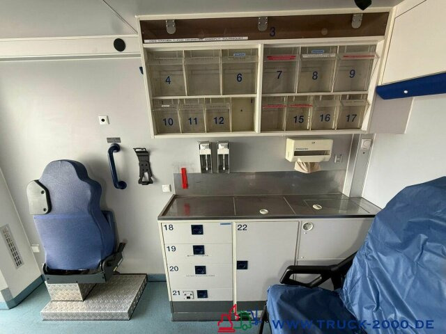 Mercedes-Benz Sprinter 516 Fahrtec RTW Luftfederung Retarder - Ambulance: photos 2 Mercedes-Benz Sprinter 516 Fahrtec RTW Luftfederung Retarder - Ambulance: photos 2