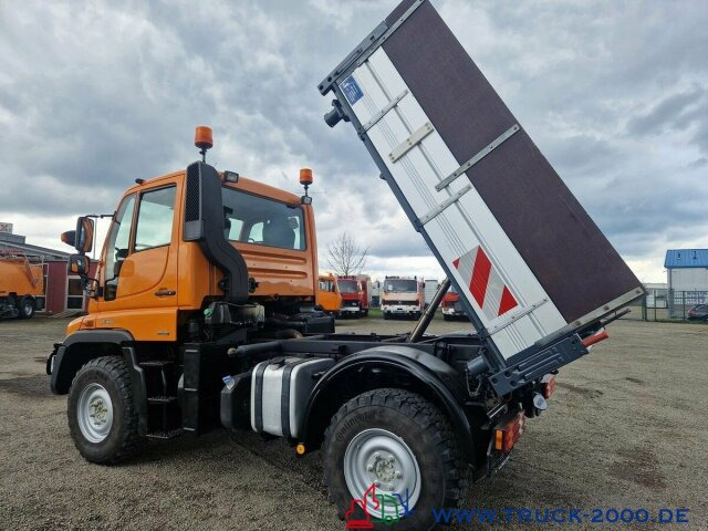 Unimog U300 4x4 Zapfwelle Arbeitsplatte Nur 113.106 KM - Camion benne: photos 4 Unimog U300 4x4 Zapfwelle Arbeitsplatte Nur 113.106 KM - Camion benne: photos 4