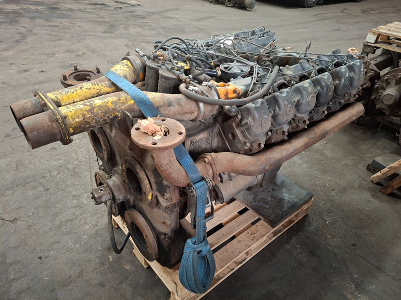 Mercedes-Benz OM424 - Moteur: photos 2 Mercedes-Benz OM424 - Moteur: photos 2