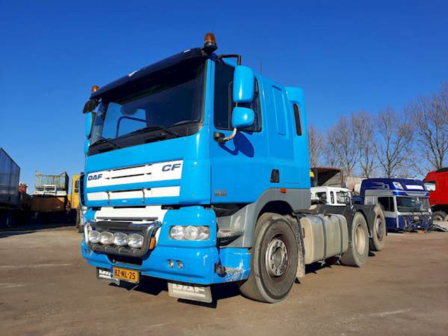 DAF CF85.460 6X2 MANUAL GEARBOX - Tracteur routier: photos 2 DAF CF85.460 6X2 MANUAL GEARBOX - Tracteur routier: photos 2
