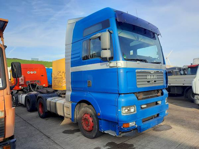 MAN TGA 18.480 - Tracteur routier: photos 2 MAN TGA 18.480 - Tracteur routier: photos 2