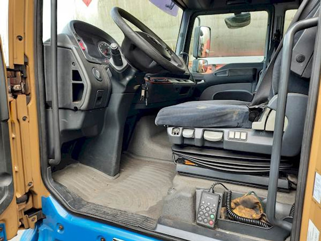 MAN TGA 18.480 - Tracteur routier: photos 3 MAN TGA 18.480 - Tracteur routier: photos 3