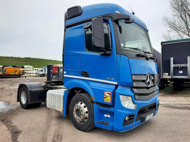 Mercedes-Benz ACTROS 1843 - Tracteur routier: photos 3 Mercedes-Benz ACTROS 1843 - Tracteur routier: photos 3