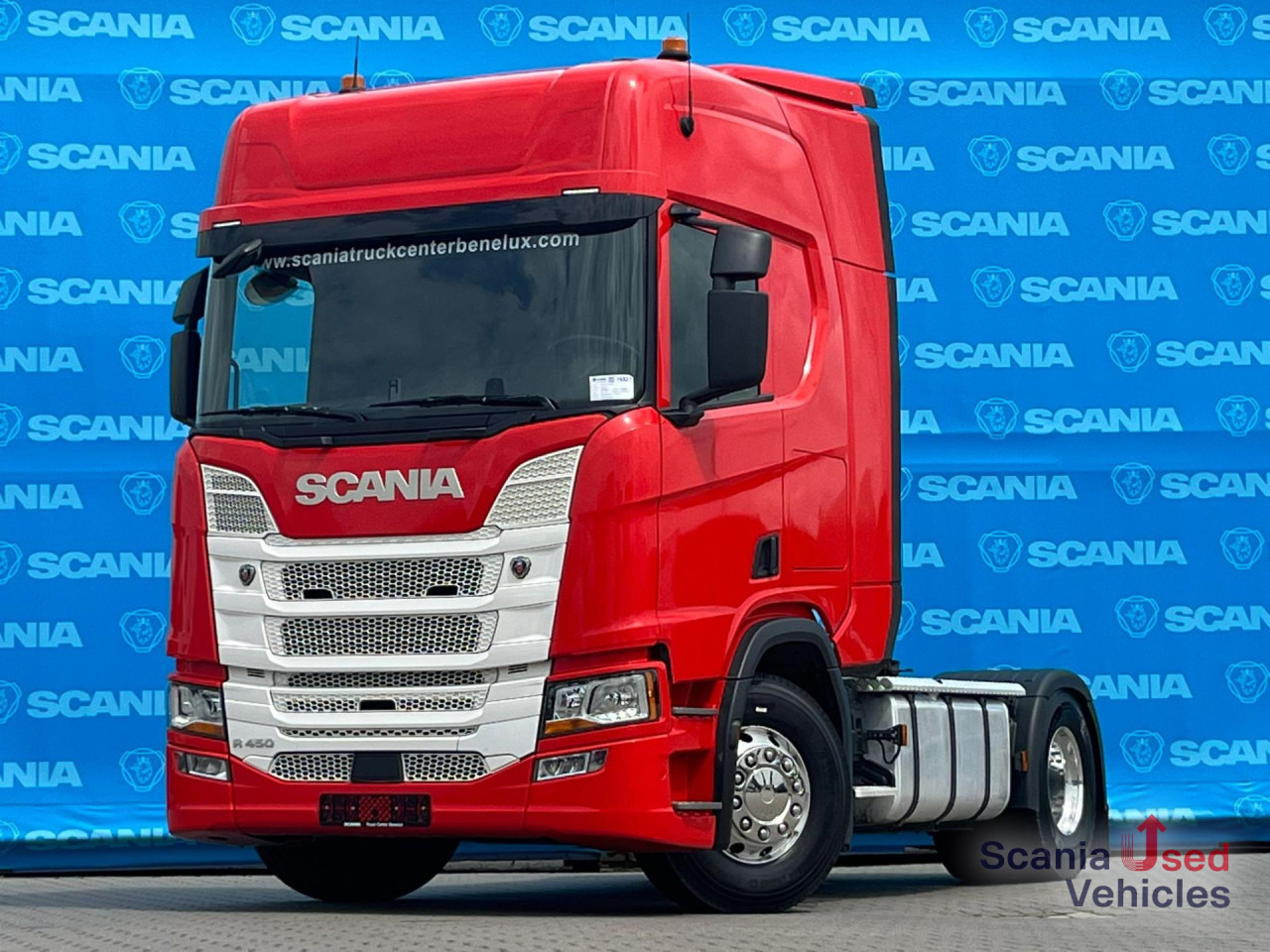 SCANIA R 450 A4x2NA RETARDER 8T DIFF-L HYDRO LOW MILEAGE - Tracteur routier: photos 1 SCANIA R 450 A4x2NA RETARDER 8T DIFF-L HYDRO LOW MILEAGE - Tracteur routier: photos 1