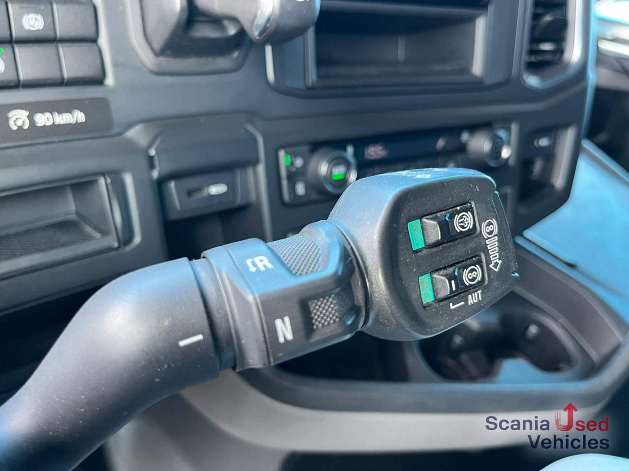 SCANIA R 450 A4x2NA RETARDER DIFF-L PARK COOL SMART2 - Tracteur routier: photos 4 SCANIA R 450 A4x2NA RETARDER DIFF-L PARK COOL SMART2 - Tracteur routier: photos 4