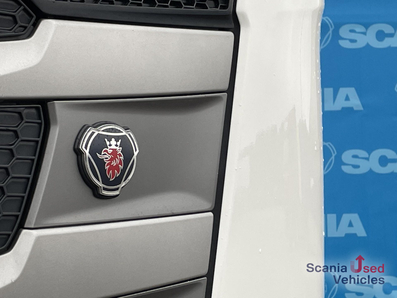 SCANIA R 450 A4x2NB DIFF-L RETARDER FULL AIR P-AIRCO ACC - Tracteur routier: photos 4 SCANIA R 450 A4x2NB DIFF-L RETARDER FULL AIR P-AIRCO ACC - Tracteur routier: photos 4