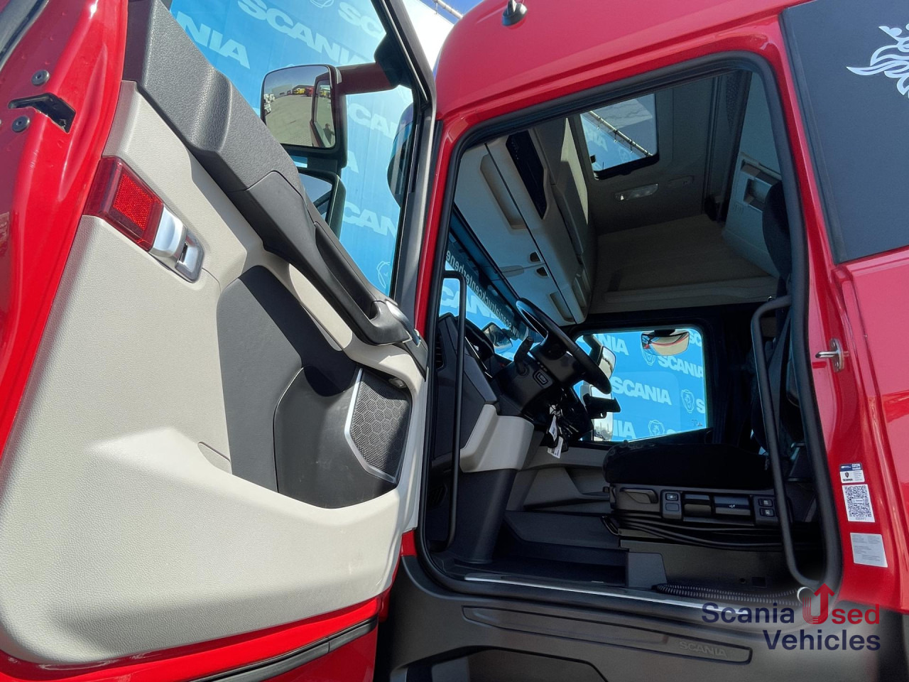 SCANIA R 450 A6x2/4NA RETARDER LED NAVI PTO - Tracteur routier: photos 2 SCANIA R 450 A6x2/4NA RETARDER LED NAVI PTO - Tracteur routier: photos 2