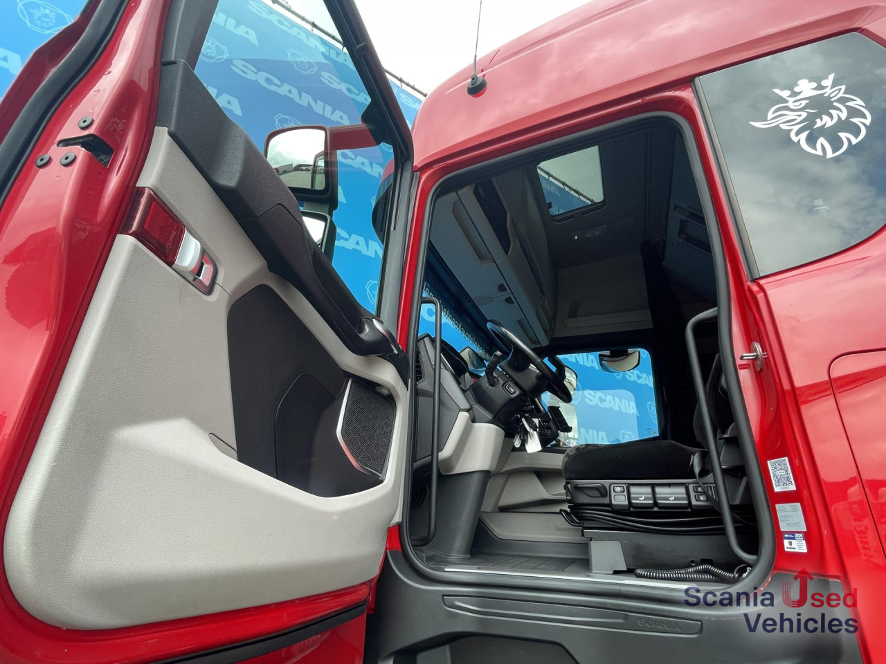 SCANIA R 450 A6x2/4NA RETARDER NAVI PTO - Tracteur routier: photos 2 SCANIA R 450 A6x2/4NA RETARDER NAVI PTO - Tracteur routier: photos 2