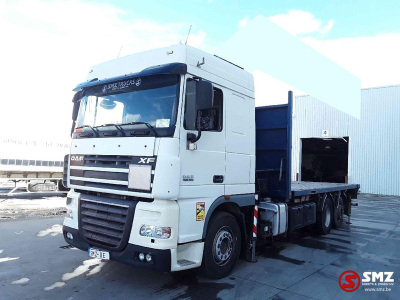 DAF 105 XF 460 6x2 - Camion plateau: photos 2 DAF 105 XF 460 6x2 - Camion plateau: photos 2