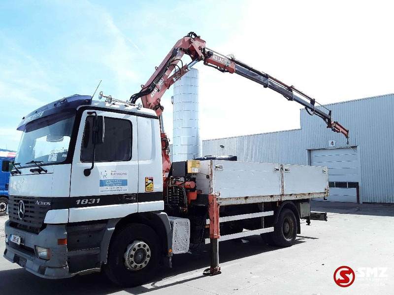 Mercedes-Benz Actros 1831 Atlas Ak140.1A4+remote lames steel 165000km - Camion plateau, Camion grue: photos 5 Mercedes-Benz Actros 1831 Atlas Ak140.1A4+remote lames steel 165000km - Camion plateau, Camion grue: photos 5