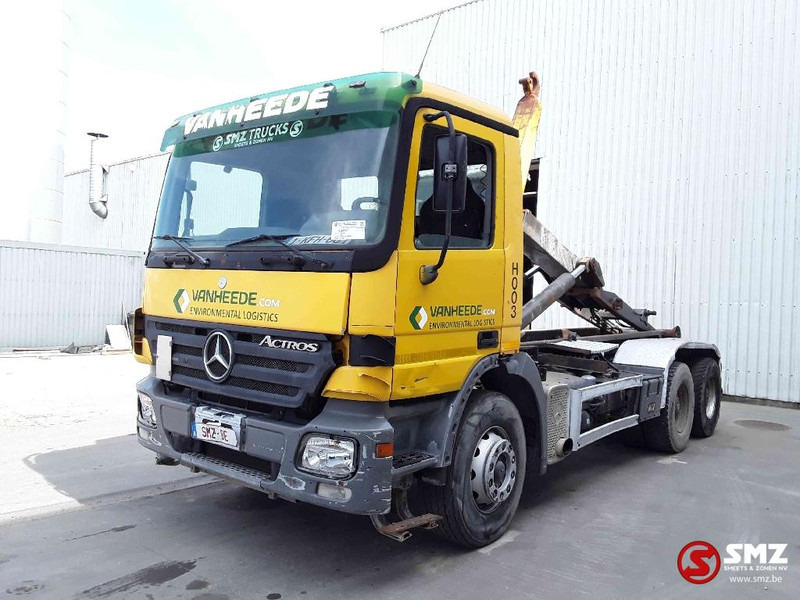 Mercedes-Benz Actros 2636 6x4 lames steel 3x - Camion porte-conteneur/ Caisse mobile: photos 3 Mercedes-Benz Actros 2636 6x4 lames steel 3x - Camion porte-conteneur/ Caisse mobile: photos 3