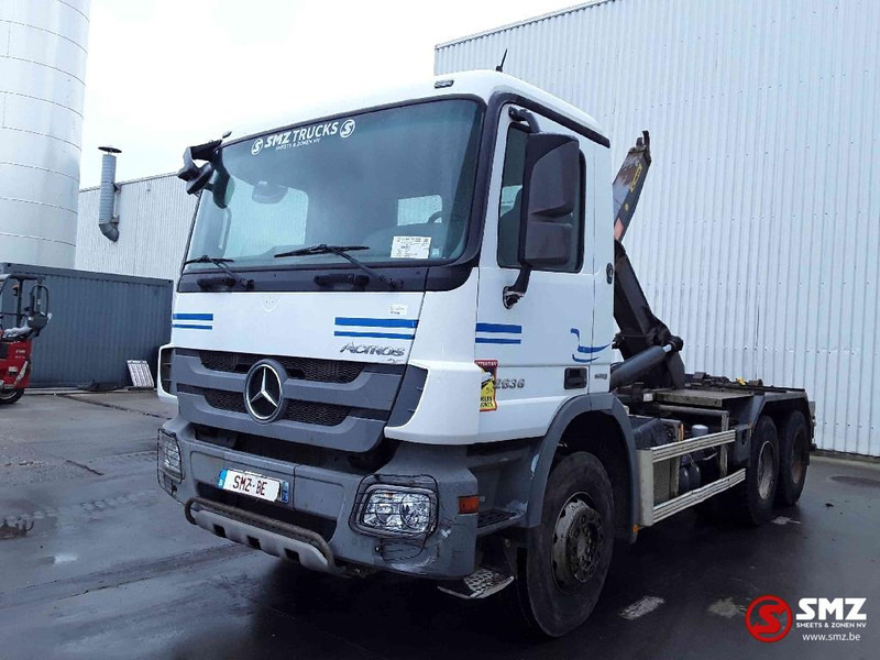 Mercedes-Benz Actros 2636 6x4 manual - Camion porte-conteneur/ Caisse mobile: photos 3 Mercedes-Benz Actros 2636 6x4 manual - Camion porte-conteneur/ Caisse mobile: photos 3