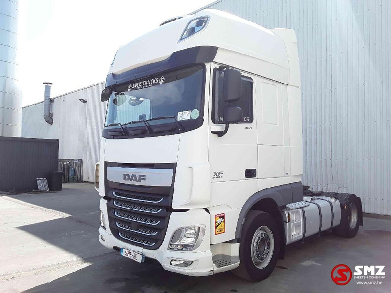 DAF XF 460 SUPERspacecab intarder 2 tanks - Tracteur routier: photos 3 DAF XF 460 SUPERspacecab intarder 2 tanks - Tracteur routier: photos 3