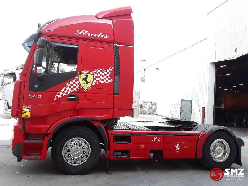 Iveco Stralis 540 Ferrari edition - Tracteur routier: photos 5 Iveco Stralis 540 Ferrari edition - Tracteur routier: photos 5
