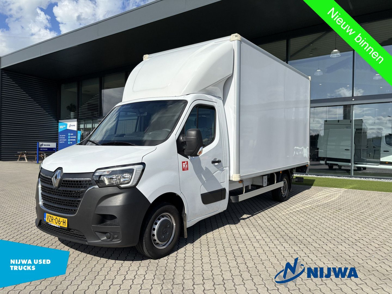 Renault Master T35 145 Laadklep + Zijdeur Kasten - Fourgon utilitaire: photos 1 Renault Master T35 145 Laadklep + Zijdeur Kasten - Fourgon utilitaire: photos 1