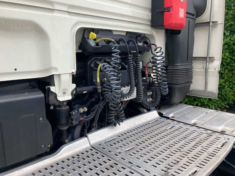 DAF XF 460 FT SSC Euro6 - Tracteur routier: photos 5 DAF XF 460 FT SSC Euro6 - Tracteur routier: photos 5