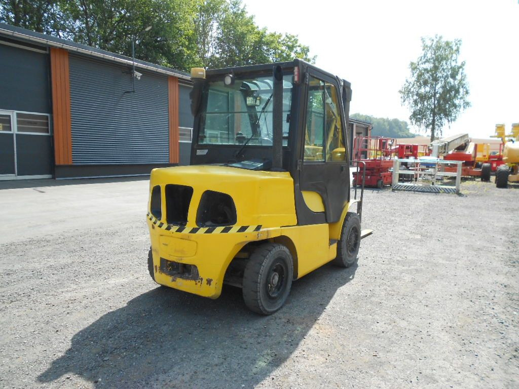 Yale GDP40VX, 4 Tonnen Stapler Yale GDP40VX, 4 Tonnen Stapler - Chariot élévateur diesel: photos 2 Yale GDP40VX, 4 Tonnen Stapler Yale GDP40VX, 4 Tonnen Stapler - Chariot élévateur diesel: photos 2
