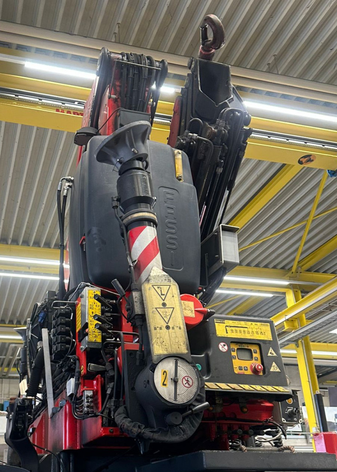 Palfinger FASSI F 235 A.2.23 Kran + Funk - Grue auxiliaire: photos 3 Palfinger FASSI F 235 A.2.23 Kran + Funk - Grue auxiliaire: photos 3