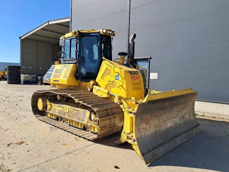 Komatsu D61PXI-24E0 - Bulldozer: photos 1 Komatsu D61PXI-24E0 - Bulldozer: photos 1