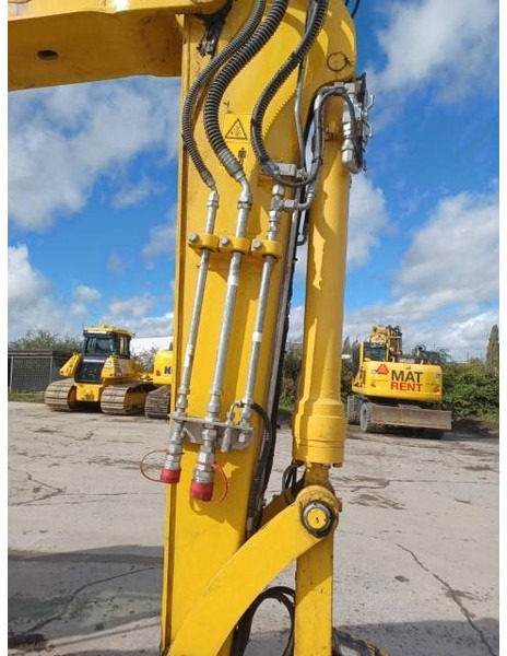 Komatsu PW138MR-11E0 - Pelle sur pneus: photos 5 Komatsu PW138MR-11E0 - Pelle sur pneus: photos 5