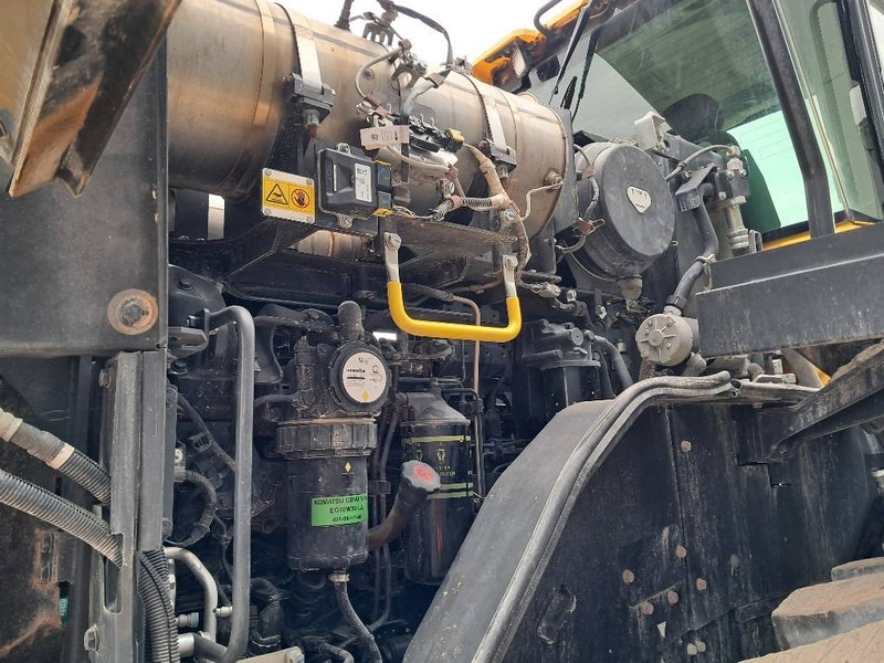 Komatsu WA475-10E0 - Chargeuse sur pneus: photos 5 Komatsu WA475-10E0 - Chargeuse sur pneus: photos 5