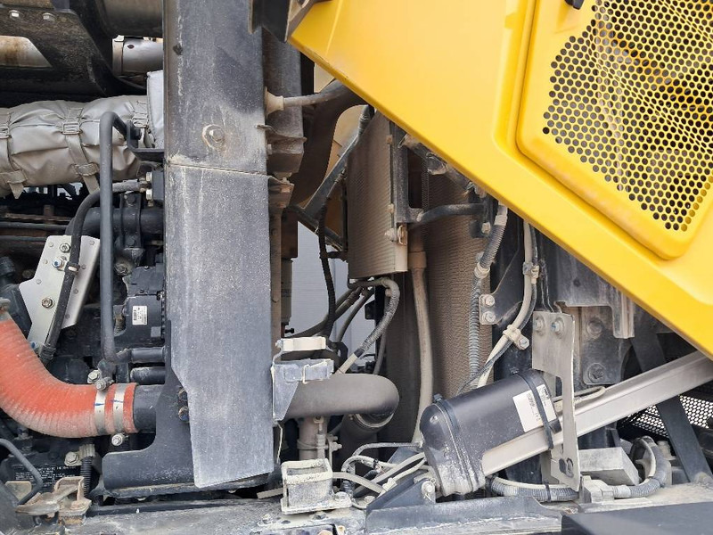 Komatsu WA475-10E0 - Chargeuse sur pneus: photos 4 Komatsu WA475-10E0 - Chargeuse sur pneus: photos 4