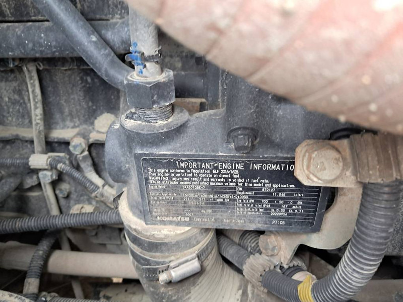 Komatsu WA475-10E0 - Chargeuse sur pneus: photos 2 Komatsu WA475-10E0 - Chargeuse sur pneus: photos 2