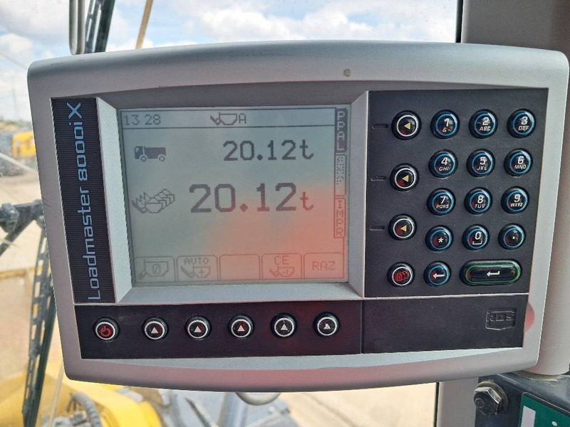 Komatsu WA480-8 - Chargeuse sur pneus: photos 5 Komatsu WA480-8 - Chargeuse sur pneus: photos 5