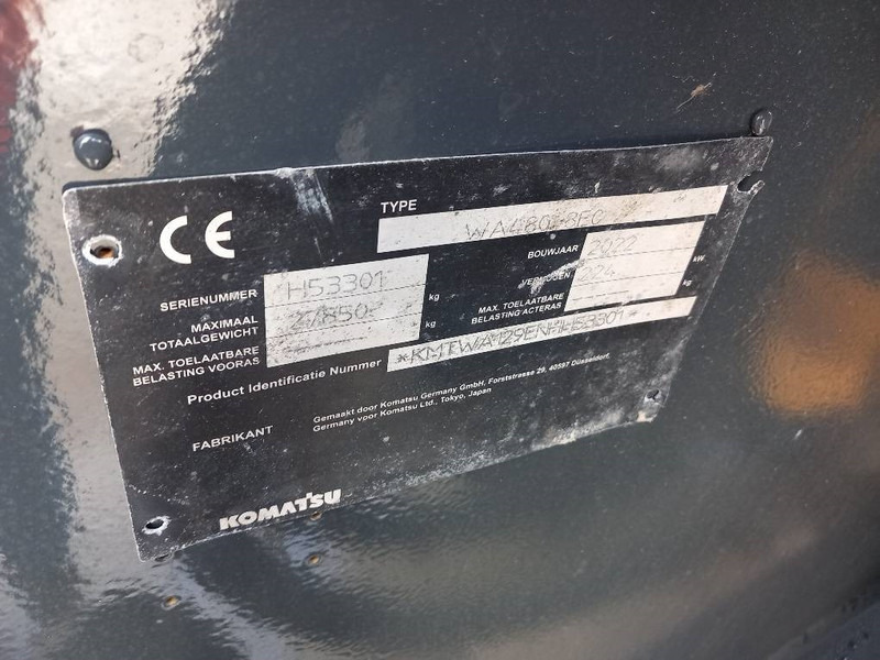 Komatsu WA480-8E0 - Chargeuse sur pneus: photos 2 Komatsu WA480-8E0 - Chargeuse sur pneus: photos 2
