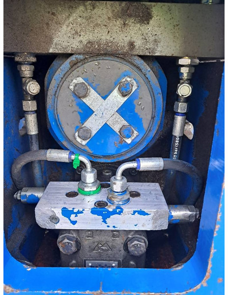 Trevibenne FR23 - Cisaille de démolition pour Engins de chantier: photos 3 Trevibenne FR23 - Cisaille de démolition pour Engins de chantier: photos 3