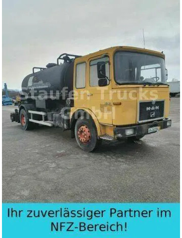 MAN 19 280 F FEDERAL BREINING*Asphaltspritzmaus Emulsi - Travaux routiers: photos 3 MAN 19 280 F FEDERAL BREINING*Asphaltspritzmaus Emulsi - Travaux routiers: photos 3
