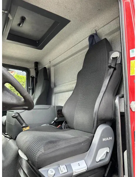 Utilitaire rideaux coulissants (PLSC) neuf MAN TGL 8.180 FBL Plane langes Haus Topsleeper Klima: photos 10
