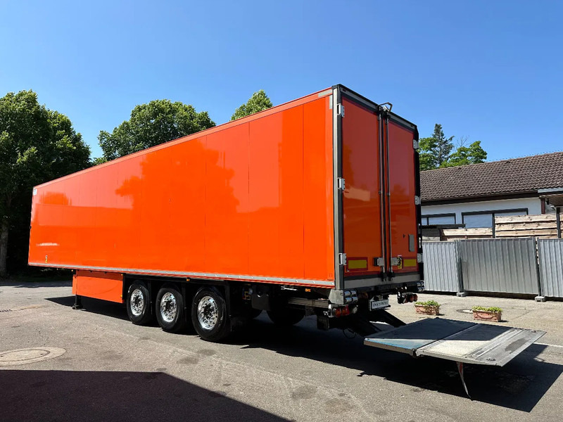 Schmitz Cargobull 3 x T-Kühl SLX*Spectrum*Bi-Temp*Doppelst.*LENK*LBW*blumenbreit*PHARMA - Semi-remorque frigorifique: photos 4 Schmitz Cargobull 3 x T-Kühl SLX*Spectrum*Bi-Temp*Doppelst.*LENK*LBW*blumenbreit*PHARMA - Semi-remorque frigorifique: photos 4