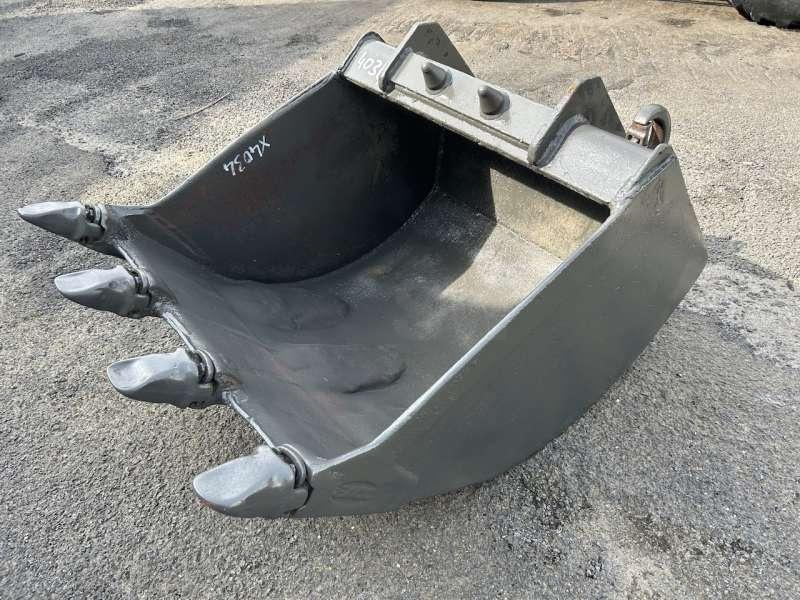 MECALAC 12 - 870mm - fond à revoir - Godet pour pelle pour Engins de chantier: photos 1 MECALAC 12 - 870mm - fond à revoir - Godet pour pelle pour Engins de chantier: photos 1
