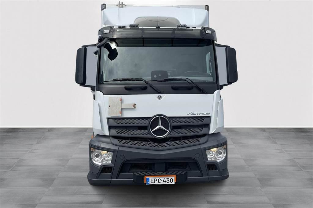Mercedes-Benz Actros 1827 4x2 8,7m umpikori+PL nostin - Camion isothermique: photos 3 Mercedes-Benz Actros 1827 4x2 8,7m umpikori+PL nostin - Camion isothermique: photos 3