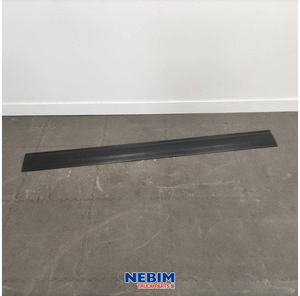 Volvo Volvo - 78583042 - Sideskirt extention aero rechts boven 1865mm - Pièces de rechange pour Camion: photos 1 Volvo Volvo - 78583042 - Sideskirt extention aero rechts boven 1865mm - Pièces de rechange pour Camion: photos 1