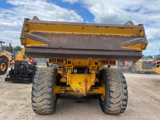 Volvo A 25 G MIETE / RENTAL (12002210) - Tombereau articulé: photos 3 Volvo A 25 G MIETE / RENTAL (12002210) - Tombereau articulé: photos 3